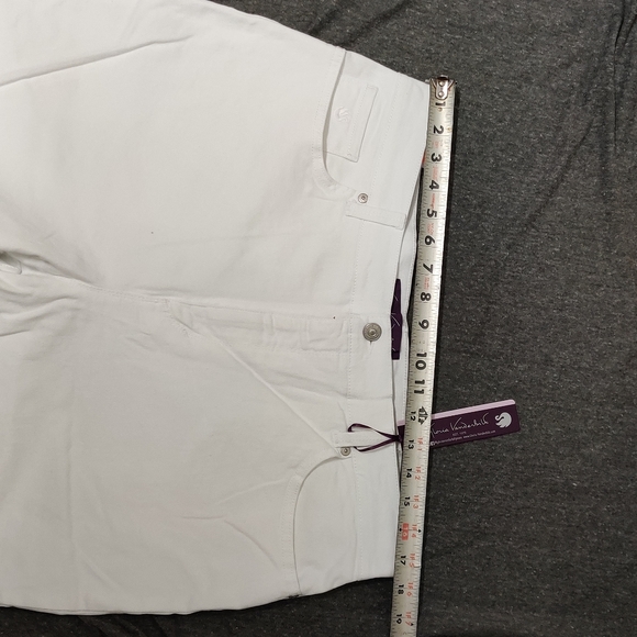 Nwt Gloria Vanderbilt Amanda white pants sz 16 - Picture 3 of 7
